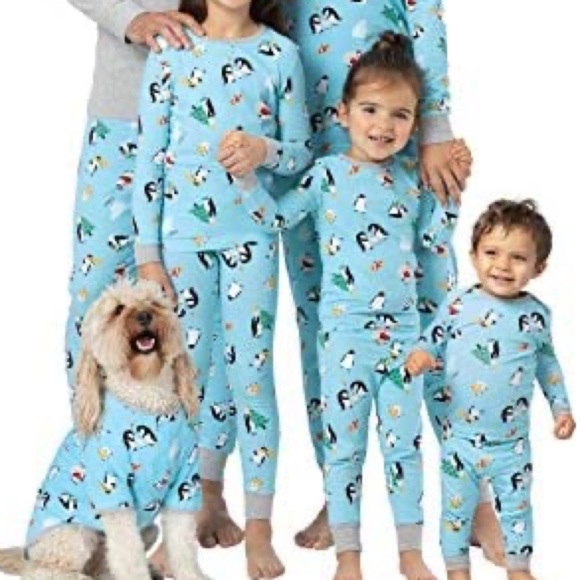 Pajamagram 8 Unisex Penguin Christmas Pajamas - Picture 1 of 10